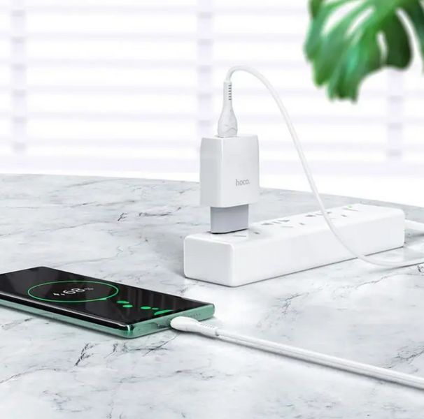Мережевий зарядний пристрій Hoco Glorious single port QC3.0 charger White (C72Q) [6931474732514] 6931474732514 фото